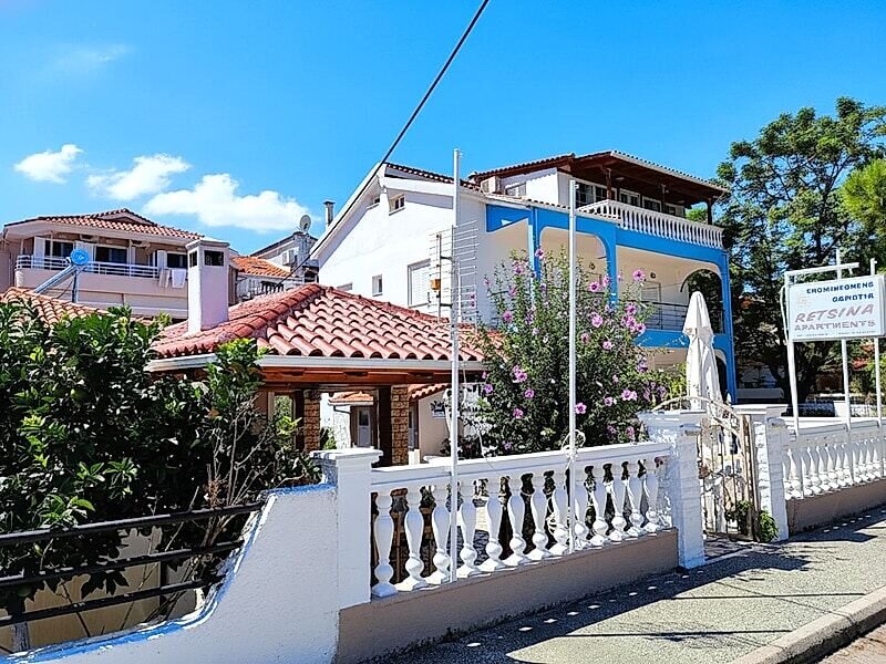 Retsina Apartments