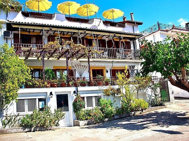 Nina Apartments