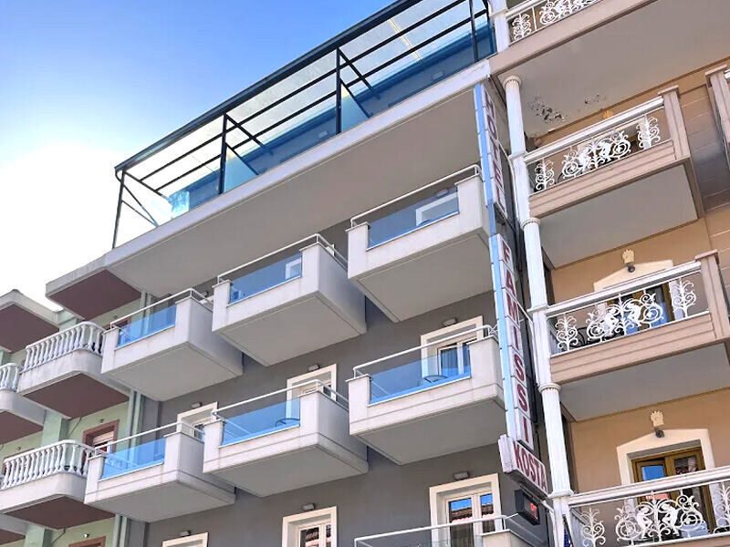 Alexiou Hotel
