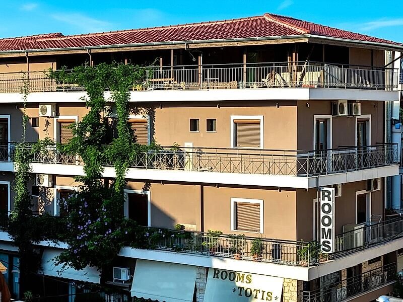 Totis Boutique Rooms