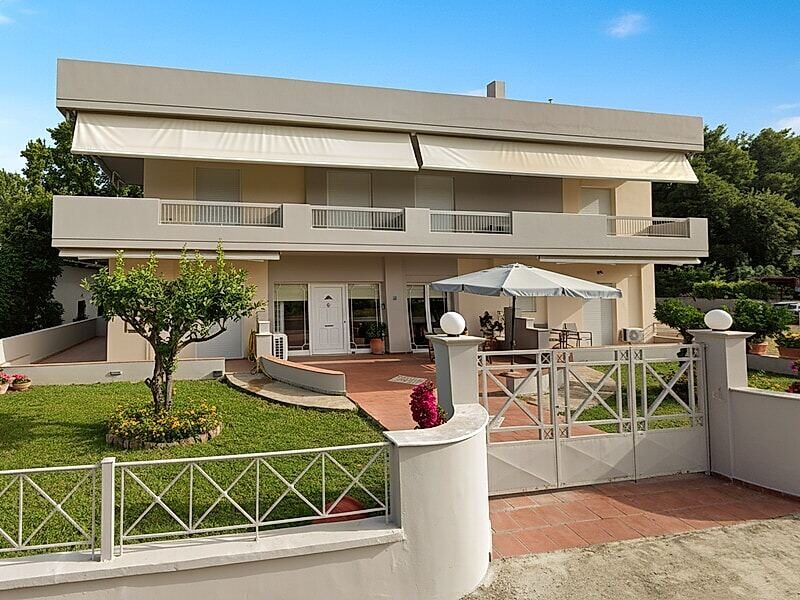 Hotel Aki