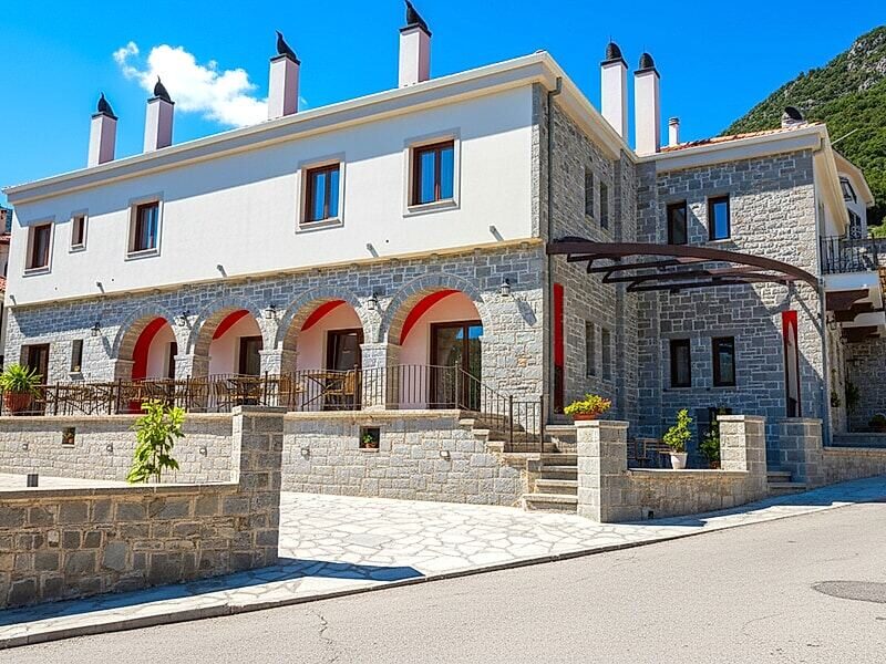Rodovoli Hotel
