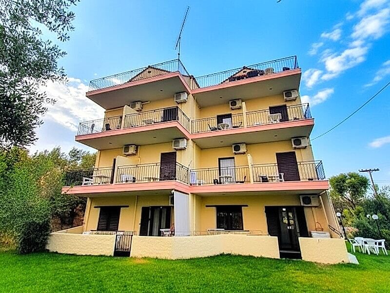Remvi Apartments