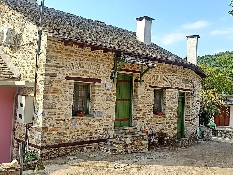 Έφιποι Παραδοσιακός Ξενώνας