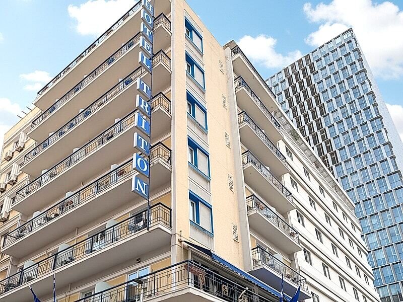 Triton Hotel