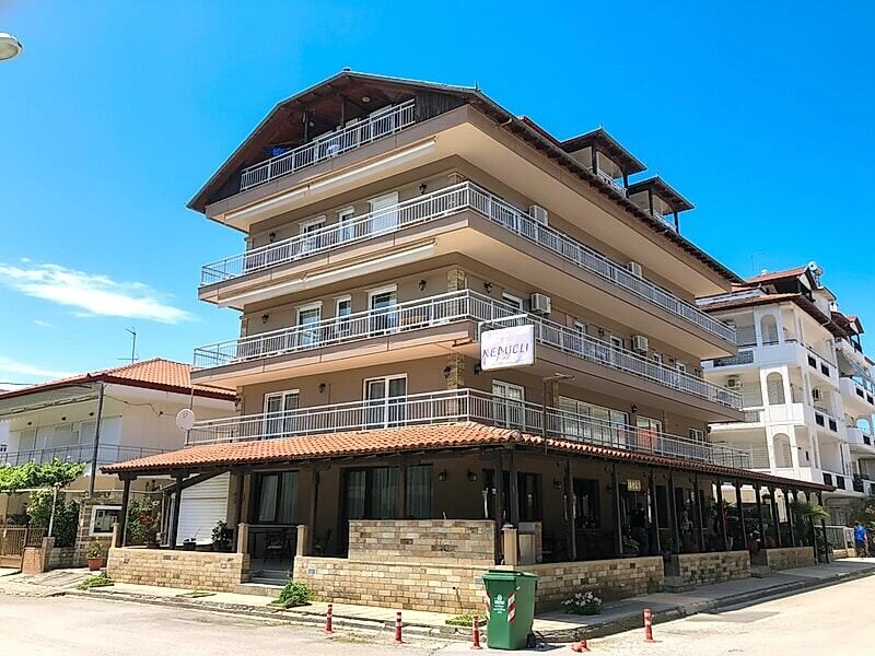 Nepheli Apartments & Studios