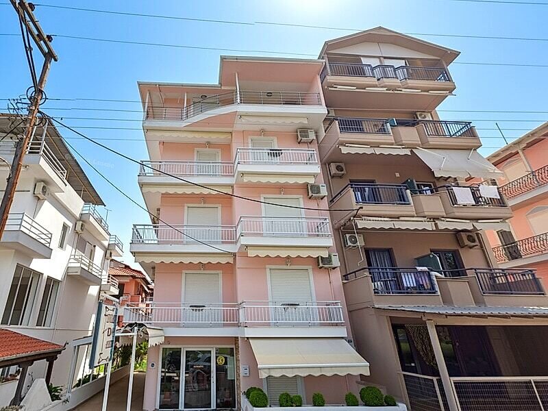 Dimis Studios & Apartments